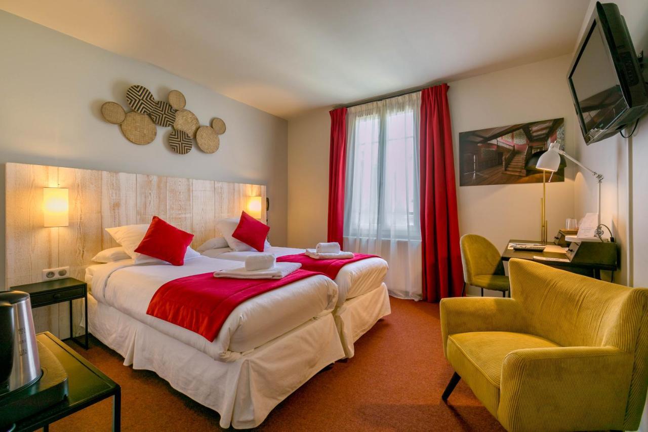 Le Central Boutique Hotel Бон Екстериор снимка