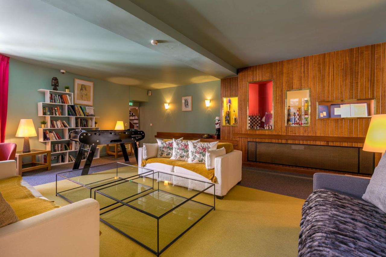Le Central Boutique Hotel Бон Екстериор снимка