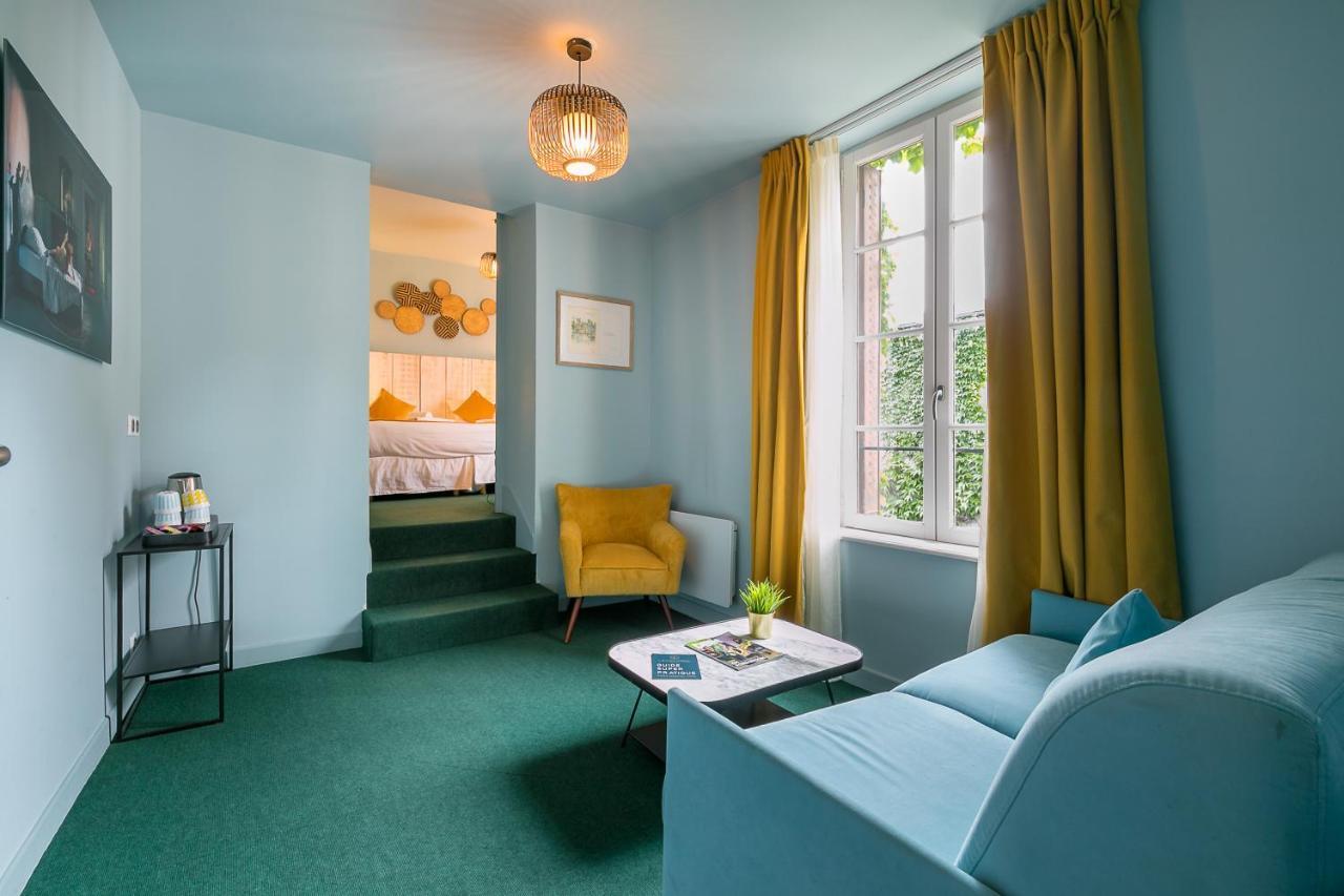 Le Central Boutique Hotel Бон Екстериор снимка