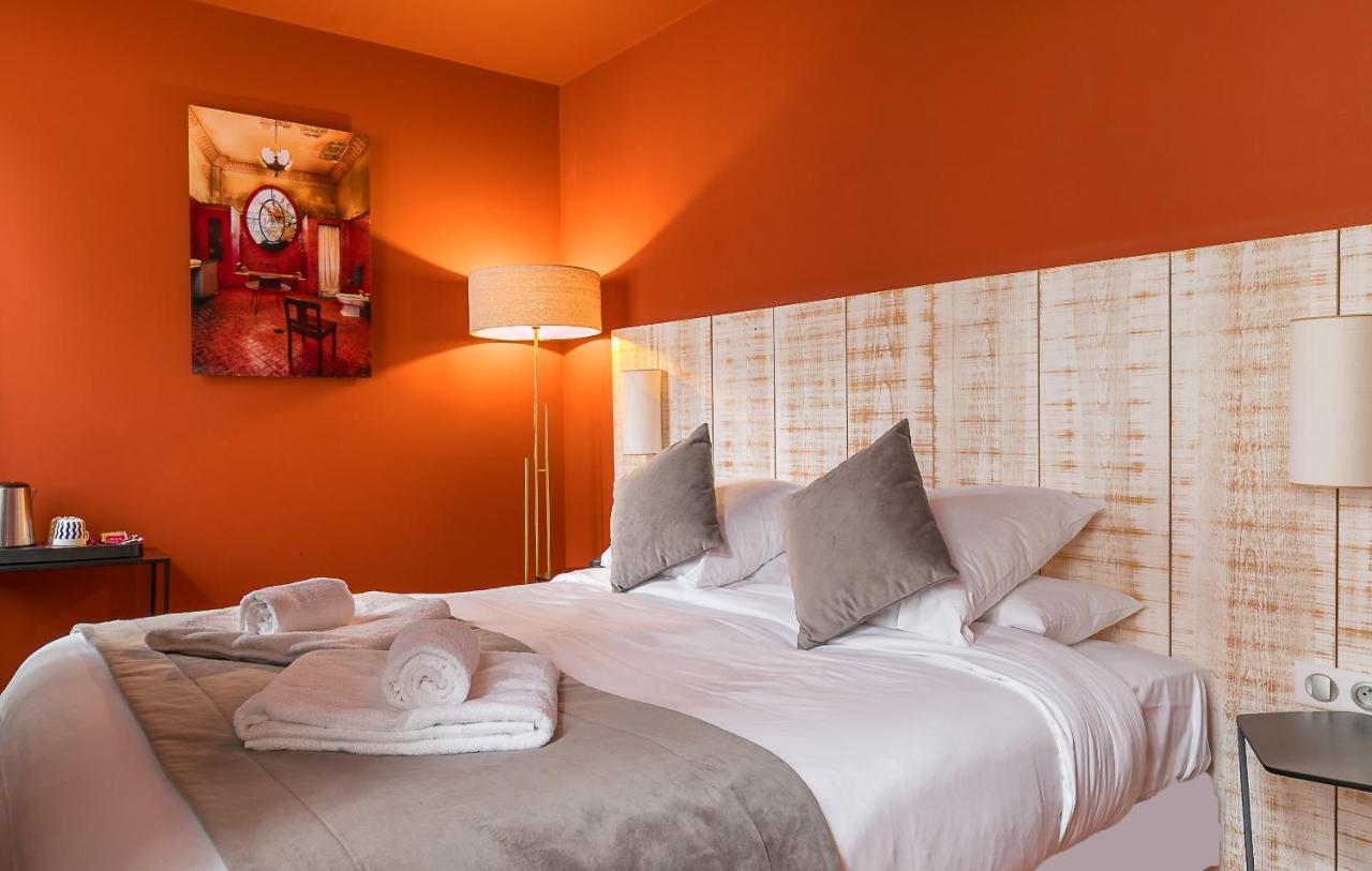 Le Central Boutique Hotel Бон Екстериор снимка