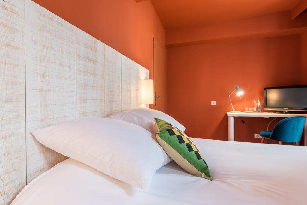 Le Central Boutique Hotel Бон Екстериор снимка